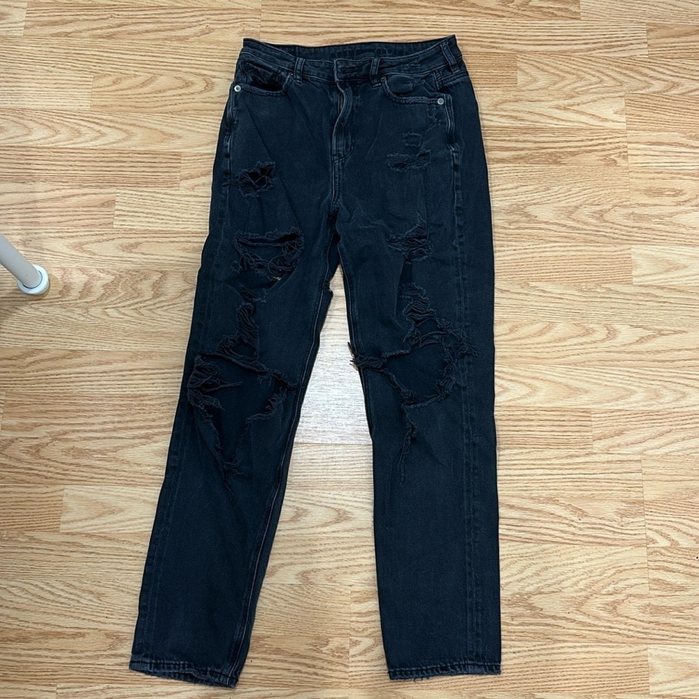 American Eagle Black Ripped Mom Jeans, Size 4